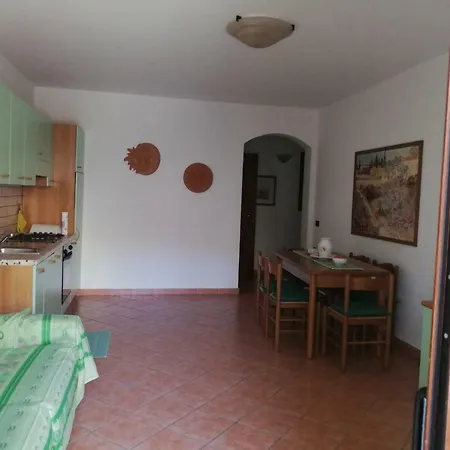 Residenza I Giardini * גולפו אראנצ'י